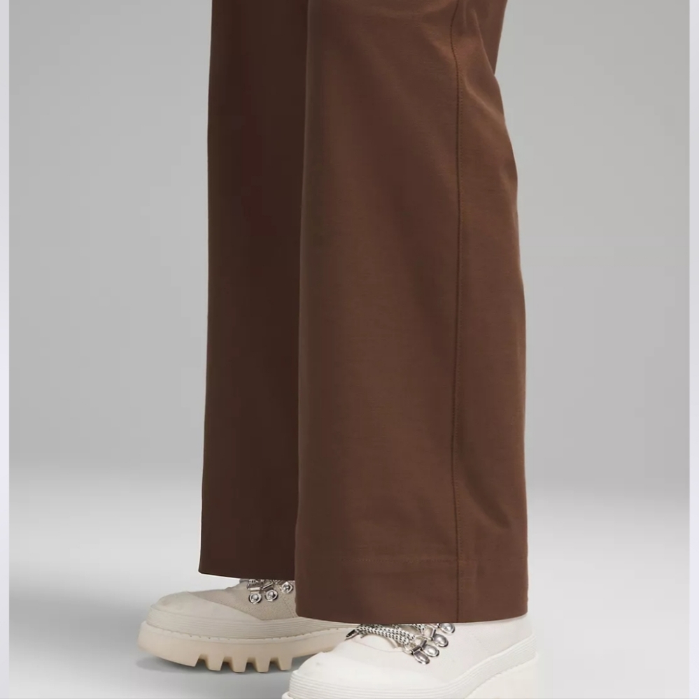 BNWT women's pants - Picture 5 of 10